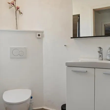 Impresionante Casa De 3 Dormitorios En