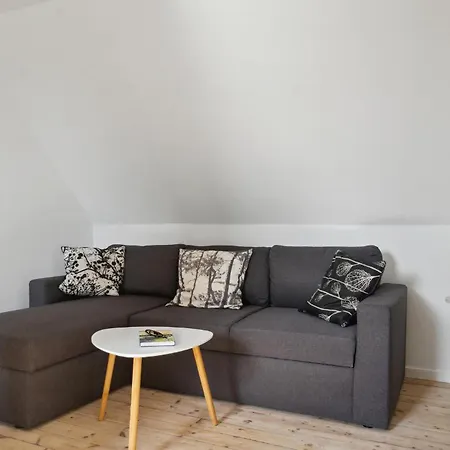 Three-bedroom In Bandholm