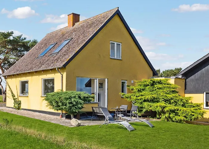 Semesterbostad Three-bedroom In